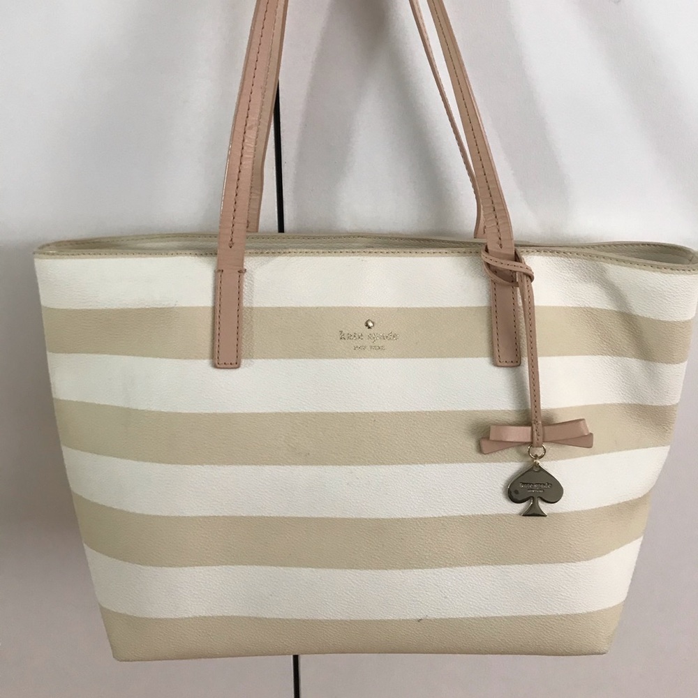 ♣️ KATE SPADE ♣️ CREAM/WHITE PURSE